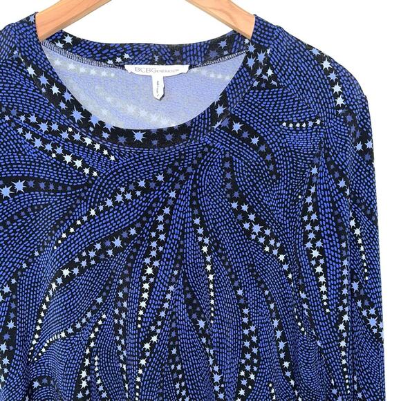 BCBGeneration Long Sleeve Star Shift Dress Size Medium - Picture 2 of 12